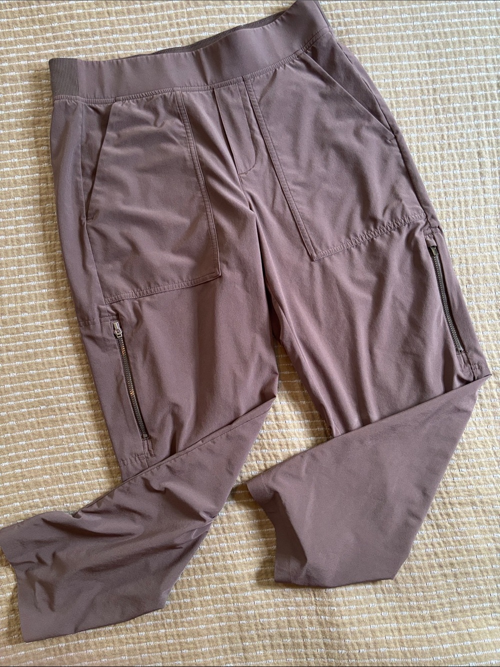 Athleta Brooklyn Mid Rise Ankle Utility Pant Mauve 6P - Picture 4 of 11